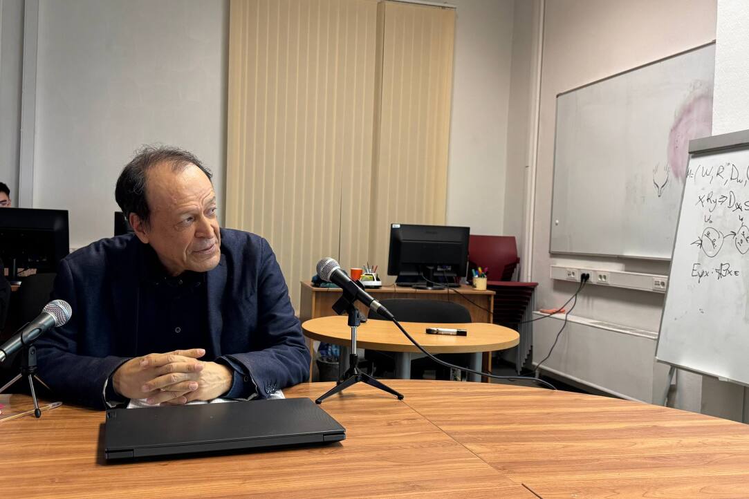 Жозе да Мата (SBL, Бразильское общество логики) выступил с докладом «Модальность и время у Аристотеля» Иллюстрация к новости: Жозе да Мата (SBL, Бразильское общество логики) выступил с докладом «Модальность и время у Аристотеля»